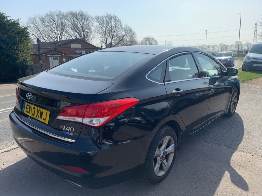 HYUNDAI I40