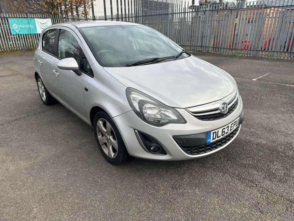 VAUXHALL CORSA 2014 VAUXHALL CORSA 1.4 SXi 5DR **JUST 66,000 MILES** FSH LEZ FREE