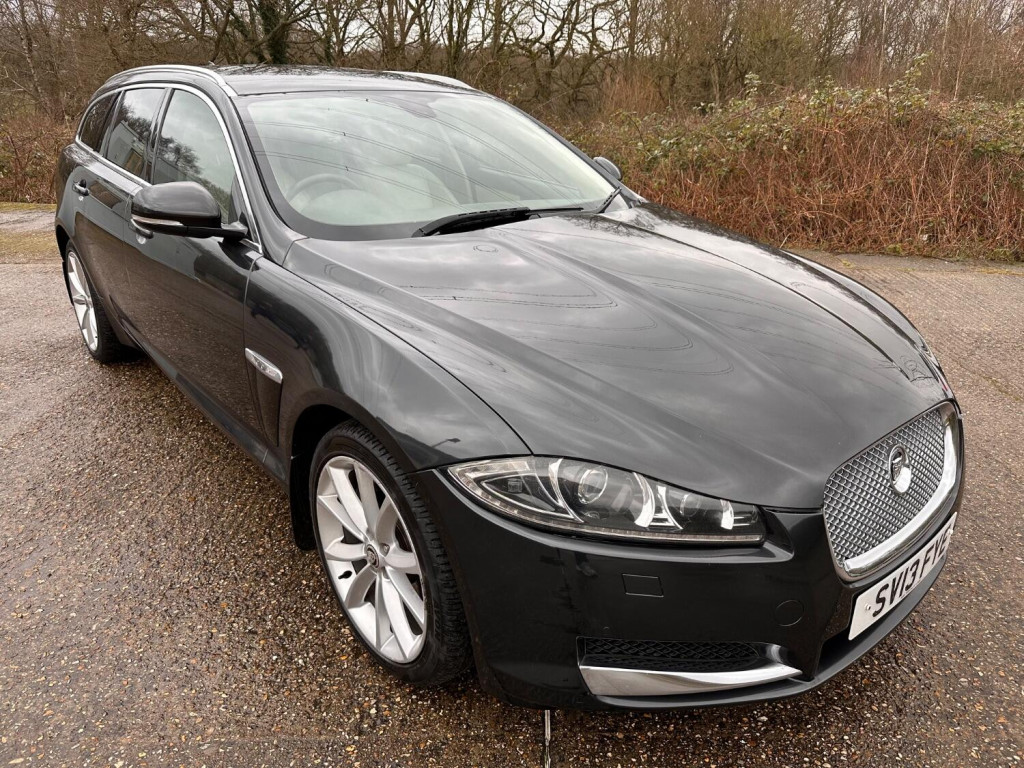 JAGUAR XF 2013 JAGUAR XF 3.0d V6 PREMIUM LUXURY **JUST 171,000 MILES** FSH & LOVELY!