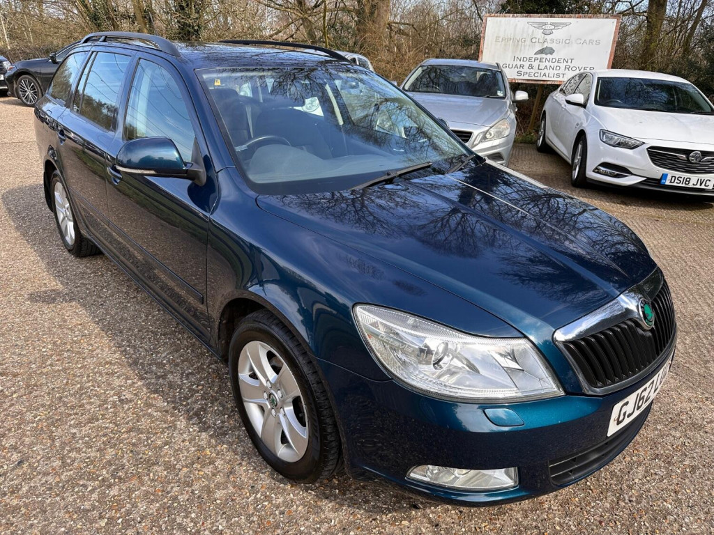 SKODA OCTAVIA 2012 SKODA OCTAVIA 1.4 TSI ELEGANCE AUTO **JUST 143,000 MILES**FSH LEZ FREE