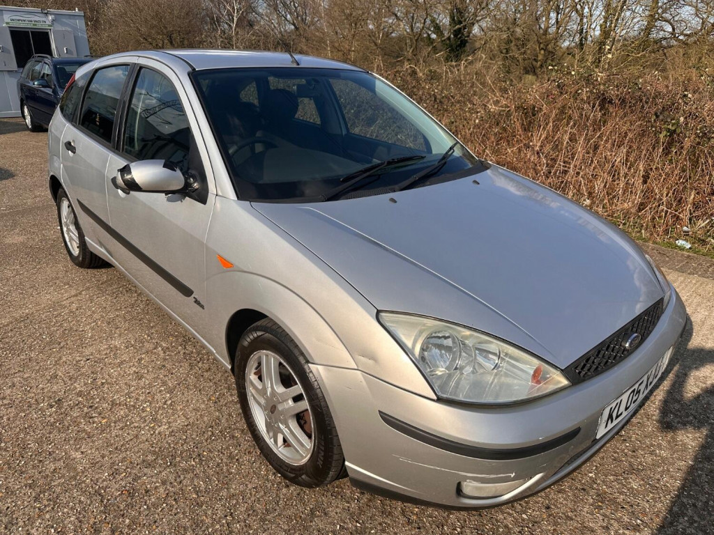 FORD FOCUS 2005 FORD FOCUS 1.6 ZETEC AUTO 5DR **JUST 129,000 MILES** FSH LEZ FREE