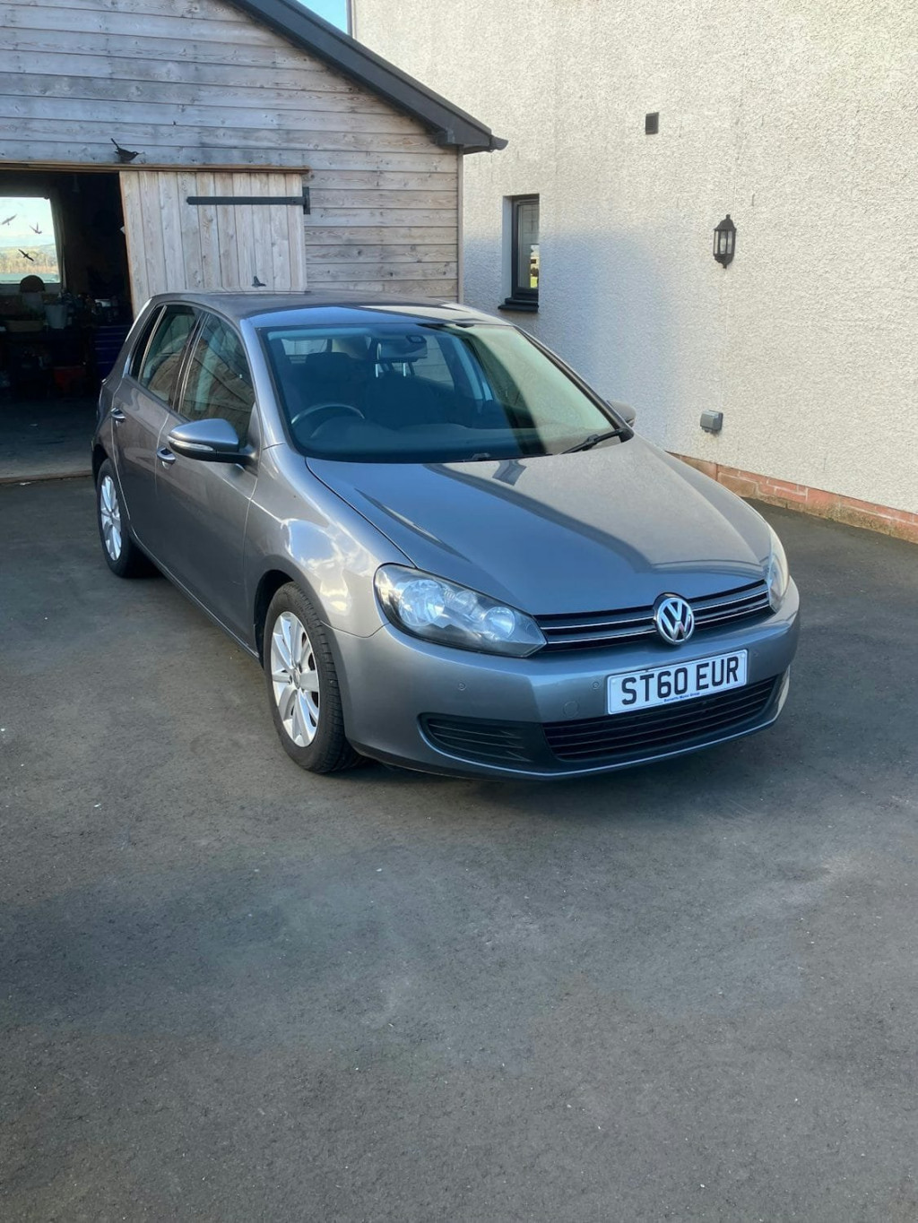 VOLKSWAGEN GOLF 2010 VOLKSWAGEN GOLF 1.6 TDi MATCH 5 DR **JUST 90,000 MILES** FSH