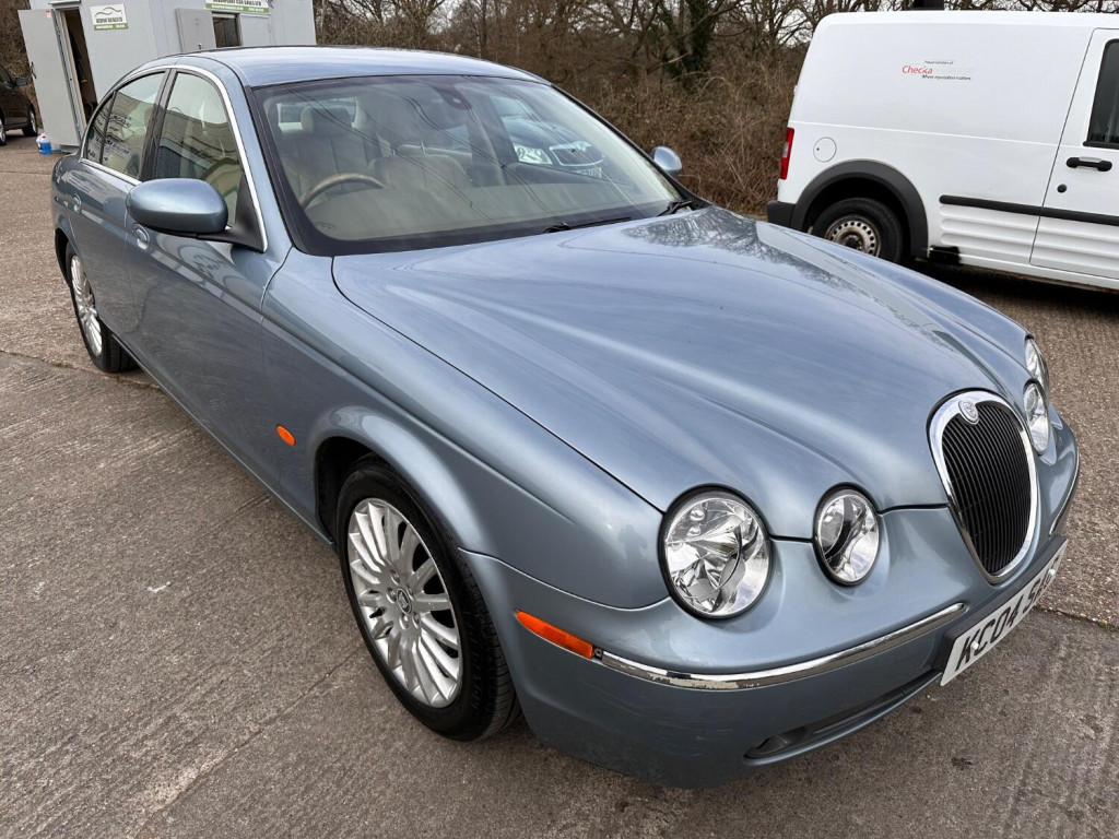 JAGUAR S-TYPE 2004 JAGUAR S-TYPE 3.0 V6 SE AUTO **JUST 93,000 MILES** NEW MOT LEZ FREE