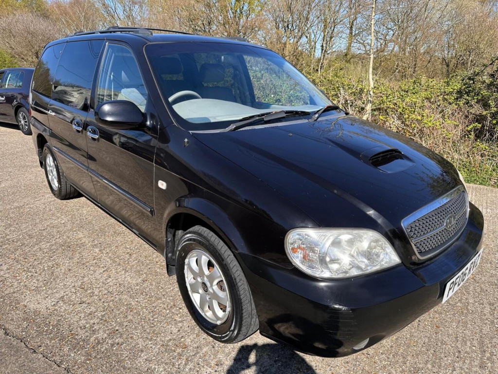 KIA SEDONA 2006 KIA SEDONA 2.9 CRDi SE+ 7 SEATS **JUST 143,000 MILES** NEW MOT