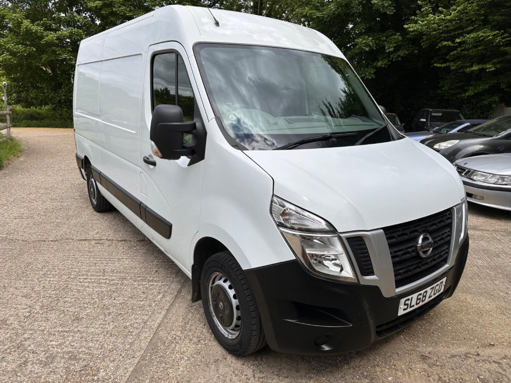 NISSAN NV400 2018 NISSAN NV400 2.3 dCi HIGH ROOF MWB *JUST 129,000 MILES* EURO 6 NO VAT!