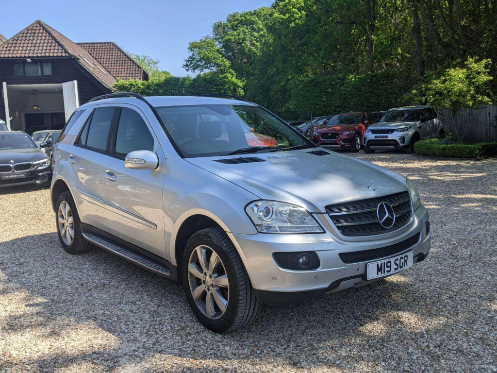 MERCEDES-BENZ M CLASS 3.5 ML350 SE