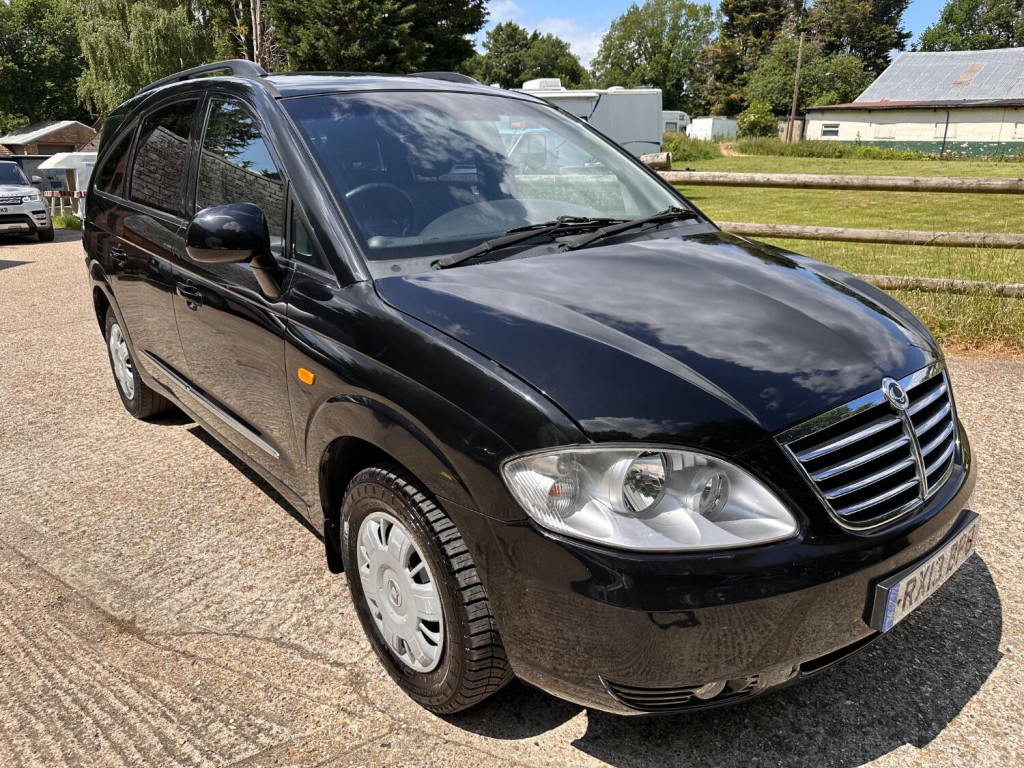 SSANGYONG RODIUS 2013 SSANGYONG RODIUS 2.0 D 200 S 7 SEATS **JUST 55,000 MILES** FSH NEW MOT