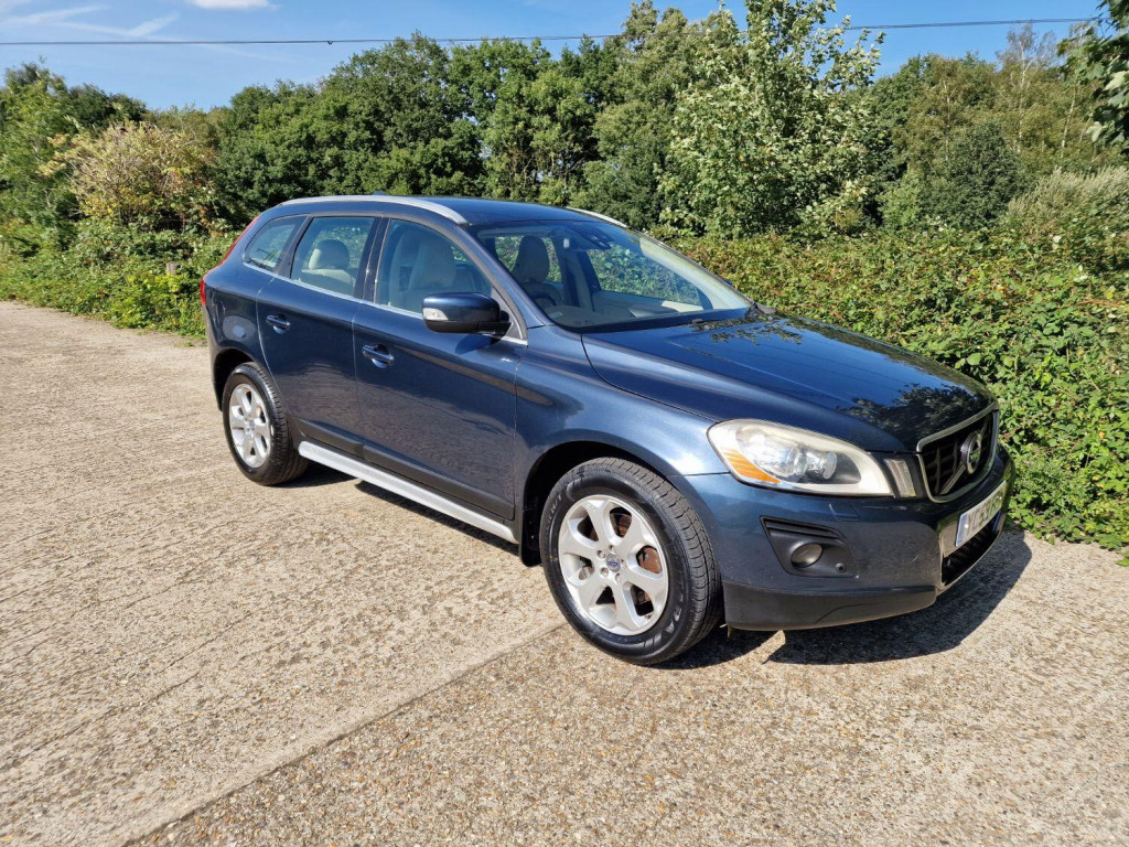 VOLVO XC60 2009 VOLVO XC60 2.4D [175] SE Lux AUTO **JUST 119,000 MILES** FSH TOW BAR
