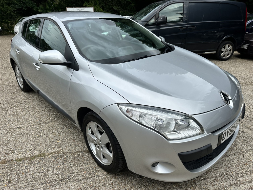 RENAULT MEGANE 1.6 16V Dynamique TomTom