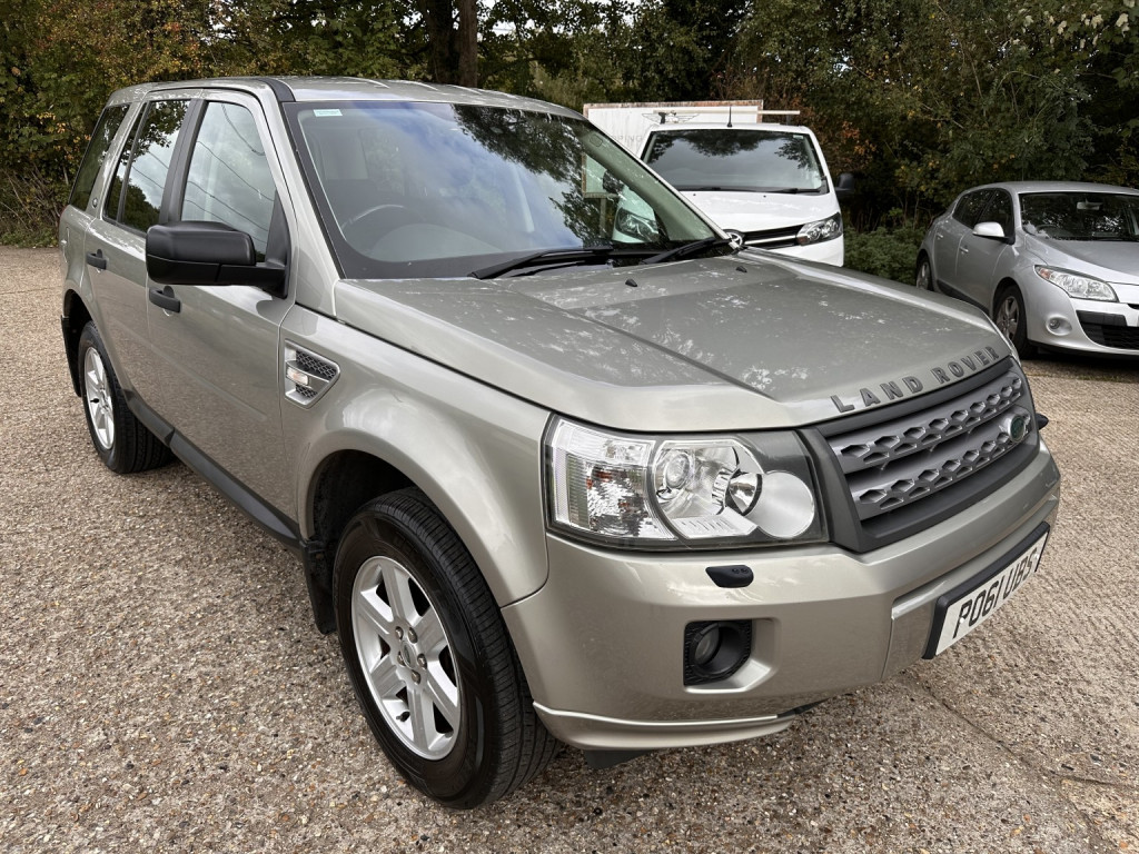 LAND ROVER FREELANDER 2 2011 LAND ROVER FREELANDER 2 2.2 S **JUST 138,000 MILES** FSH NEW MOT T/BAR