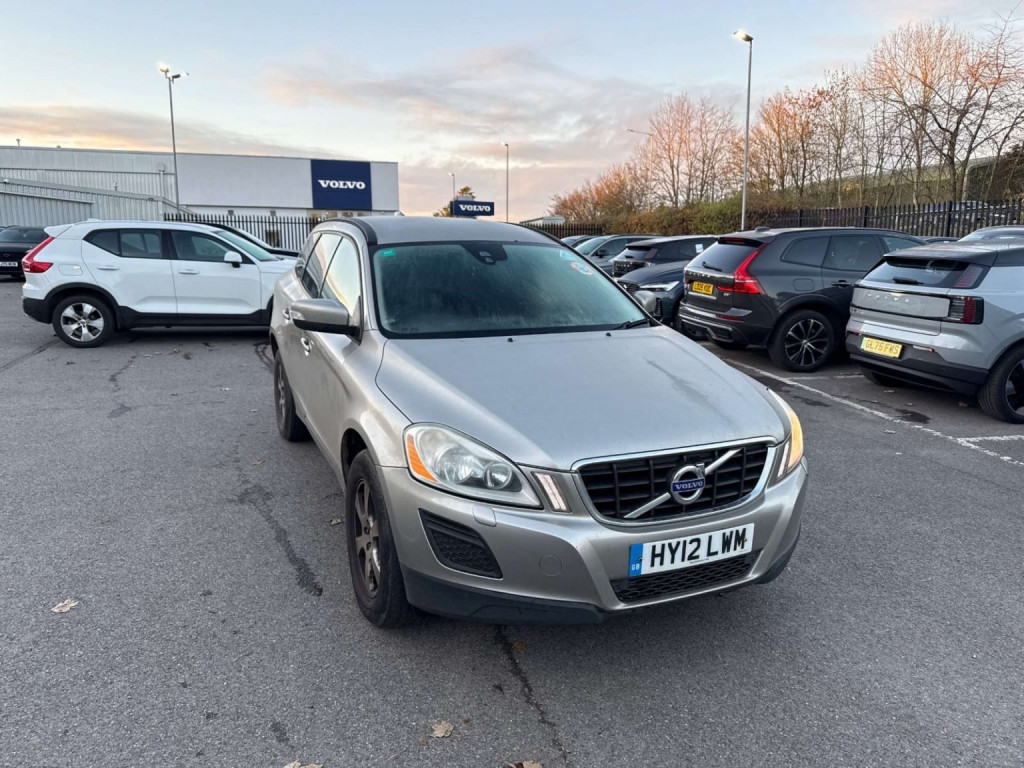 VOLVO XC60 2.4 D5 ES