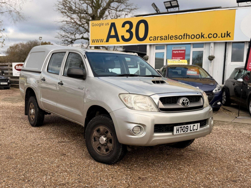 TOYOTA HILUX 2009 TOYOTA HILUX 2.5 D4-D HL2 DC 4WD
