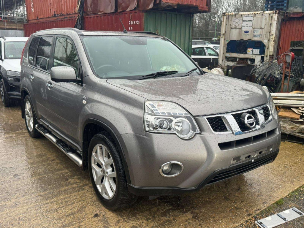 NISSAN X-TRAIL 2.0 dCi n-tec+ FSH NEW MOT TOWBAR ONE OWNER!