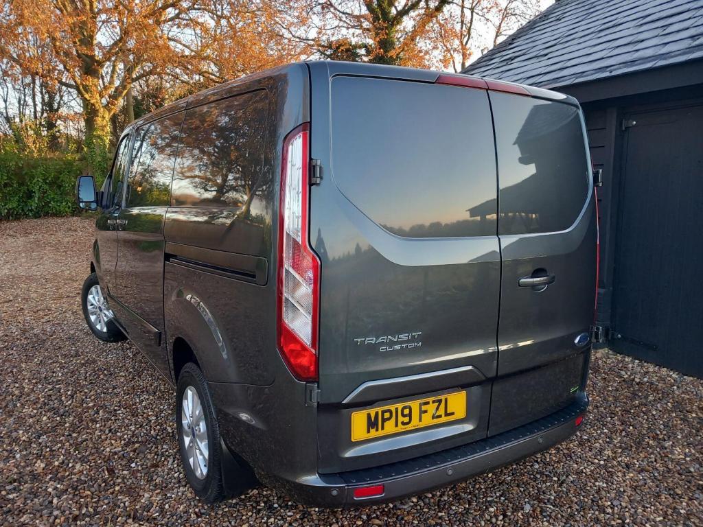 FORD TRANSIT CUSTOM