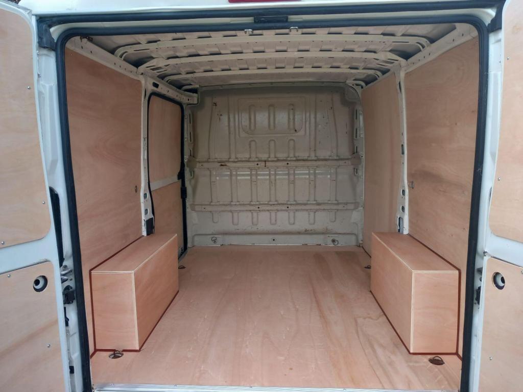 PEUGEOT BOXER