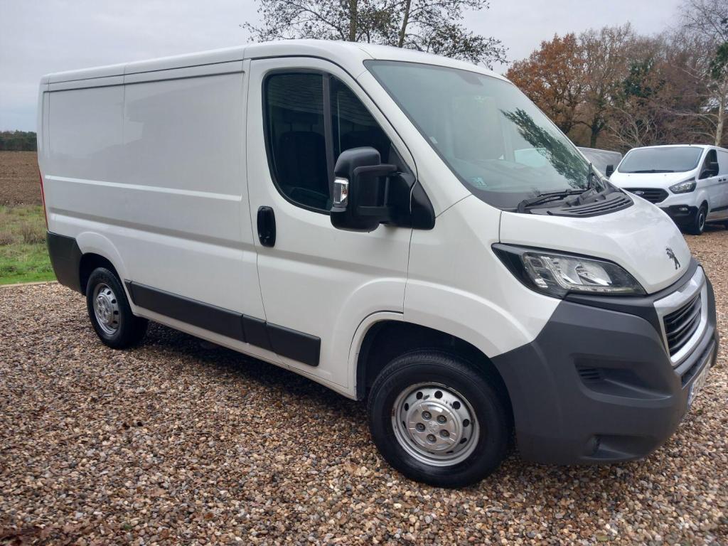 View PEUGEOT BOXER 2.2 HDi 330 