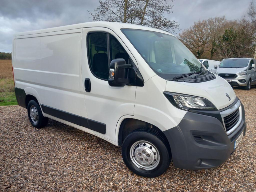 View PEUGEOT BOXER 2.2 HDi 330 