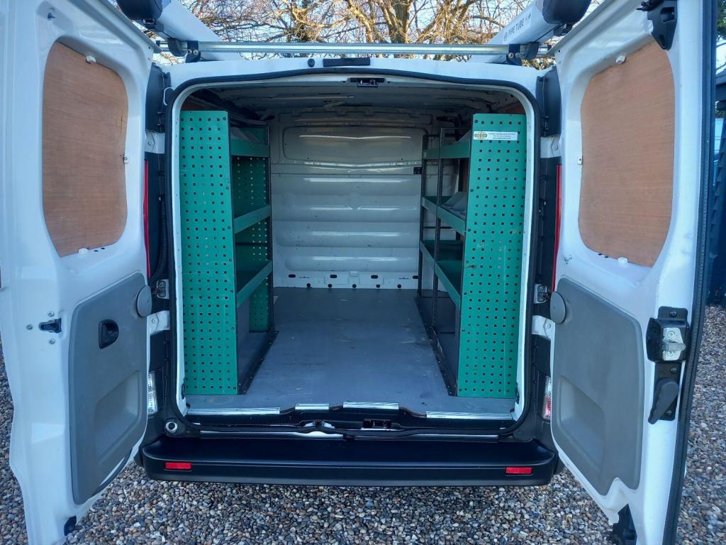 RENAULT TRAFIC