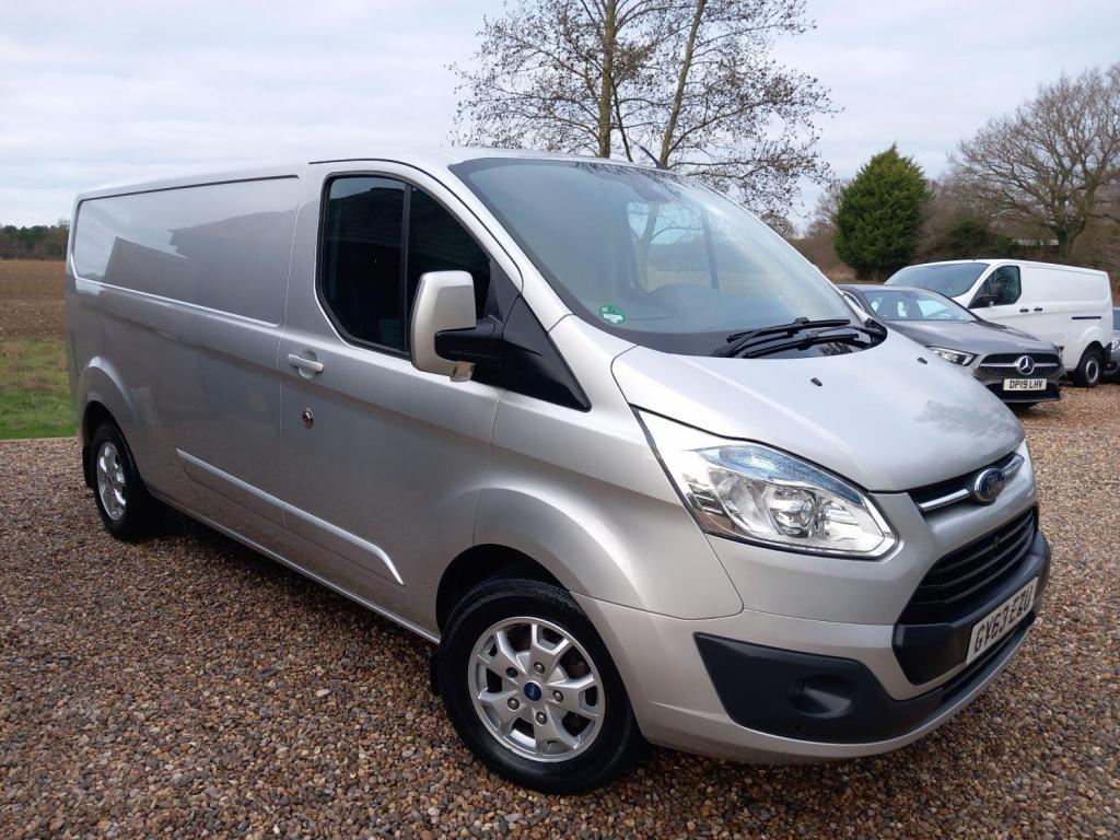 View FORD TRANSIT CUSTOM 2.2 TDCi 290 Limited 