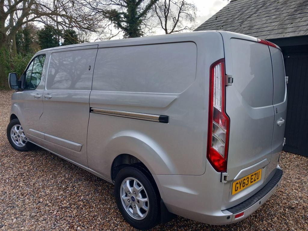 FORD TRANSIT CUSTOM