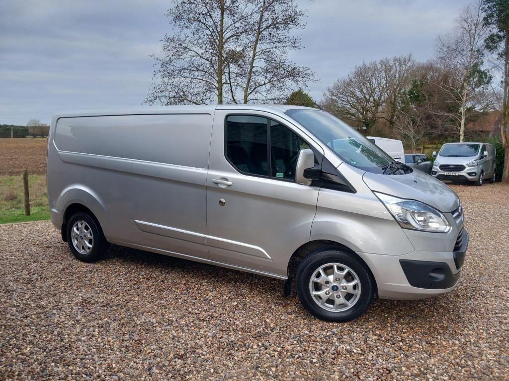 View FORD TRANSIT CUSTOM 2.2 TDCi 290 Limited 