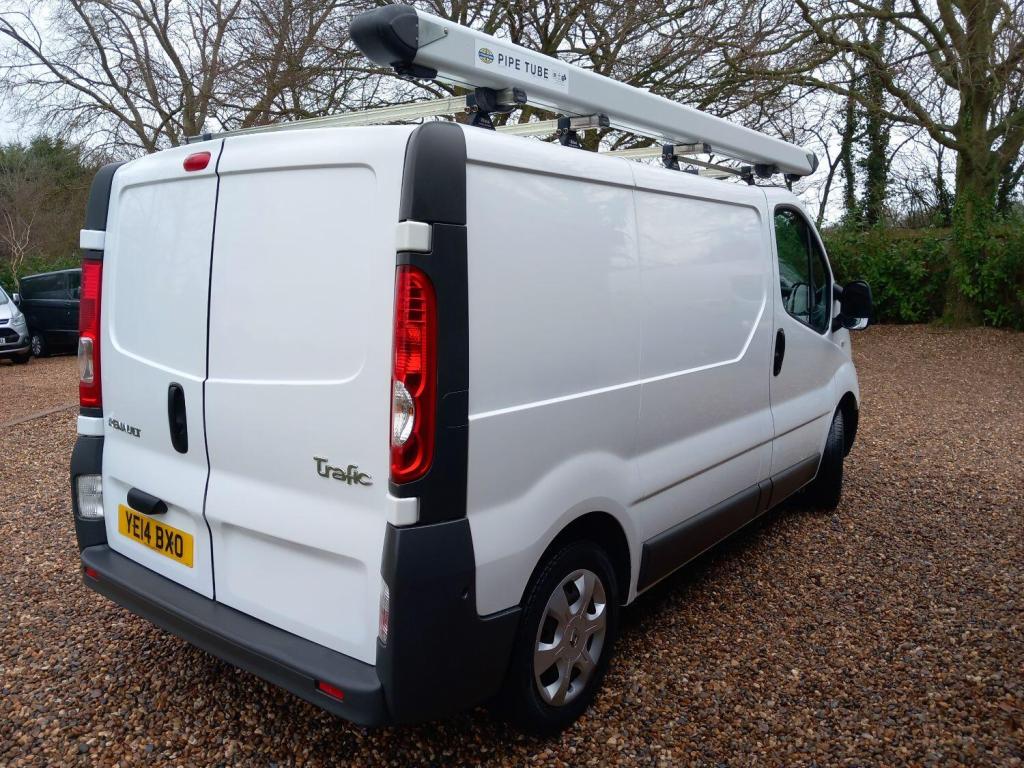RENAULT TRAFIC