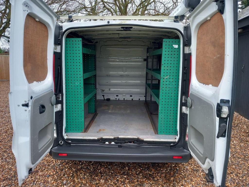 RENAULT TRAFIC
