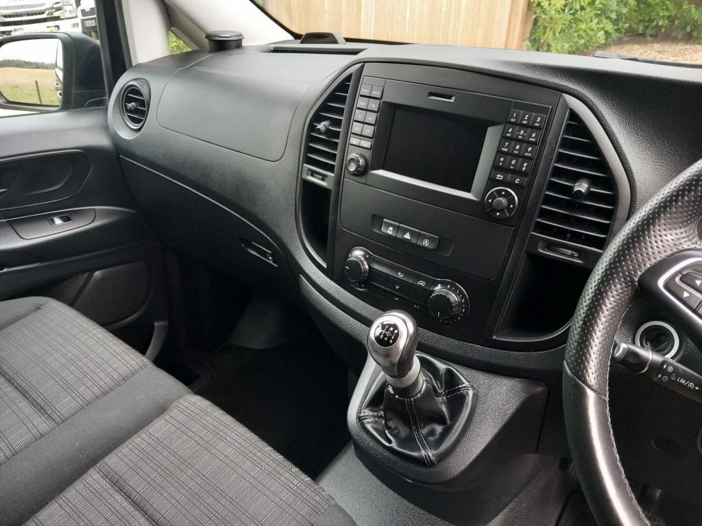 MERCEDES-BENZ VITO