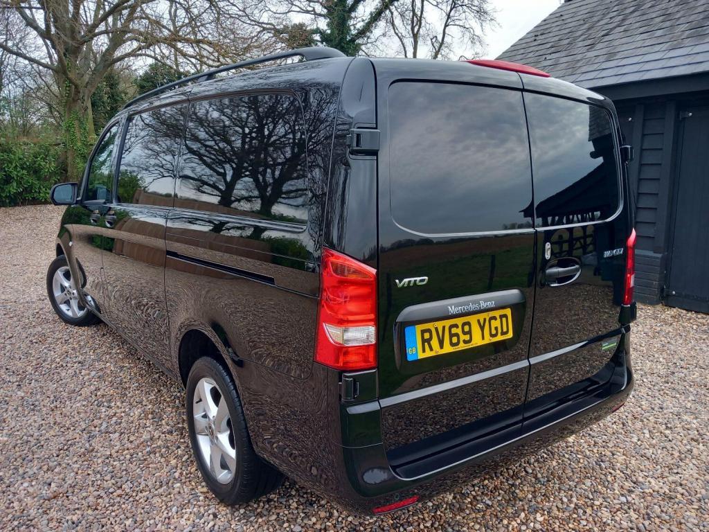 MERCEDES-BENZ VITO