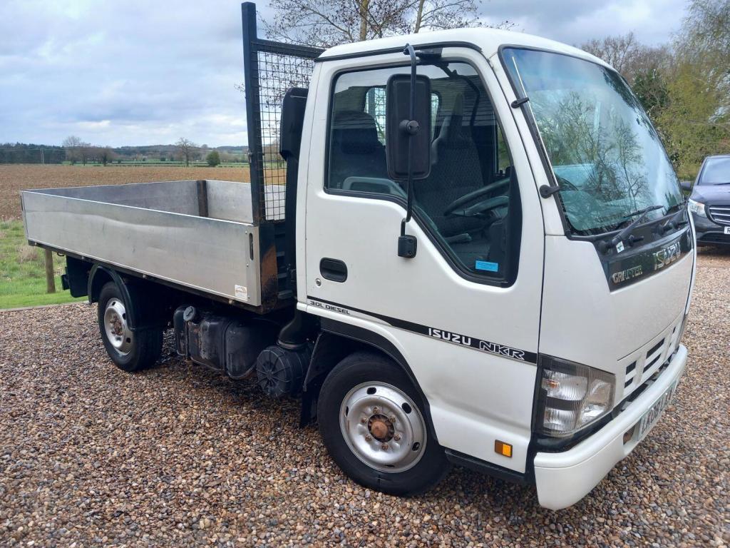 View ISUZU NKR 9.9  