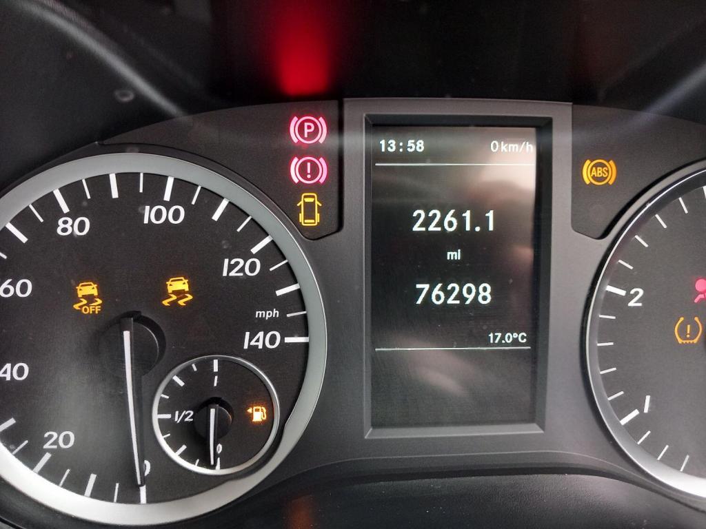 MERCEDES-BENZ VITO