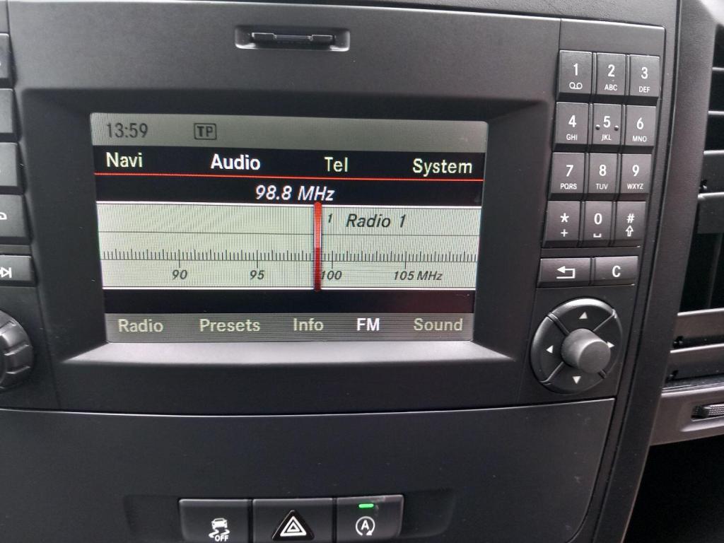 MERCEDES-BENZ VITO