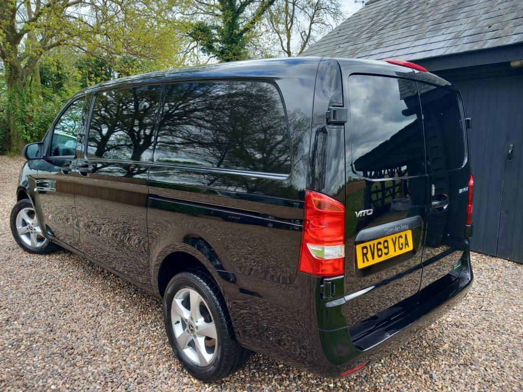 MERCEDES-BENZ VITO