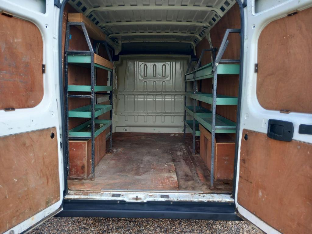 PEUGEOT BOXER