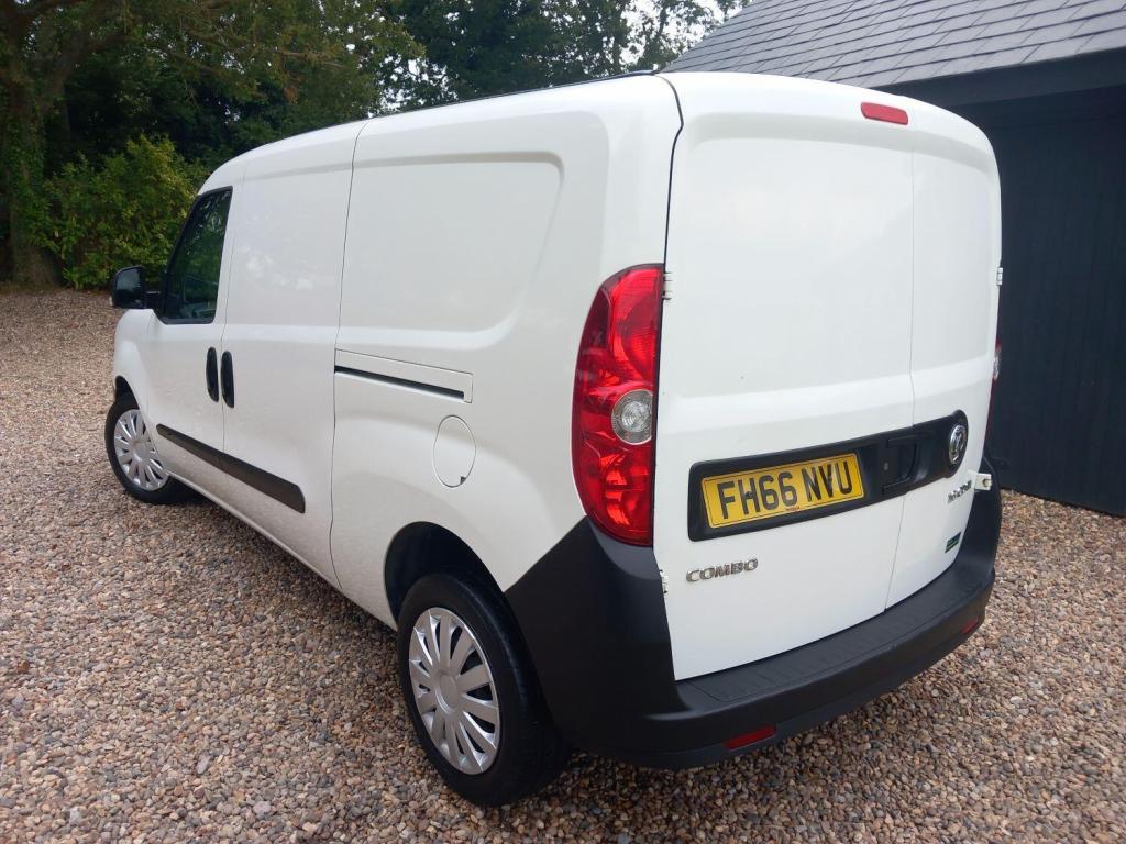 VAUXHALL COMBO