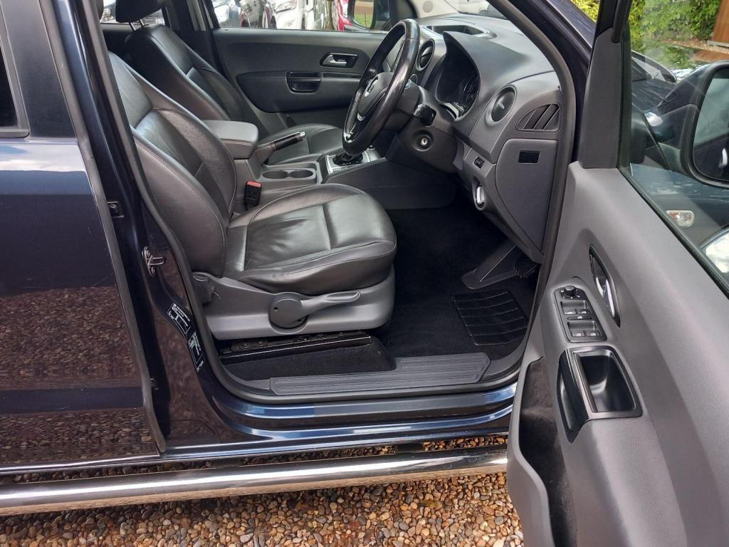 VOLKSWAGEN AMAROK