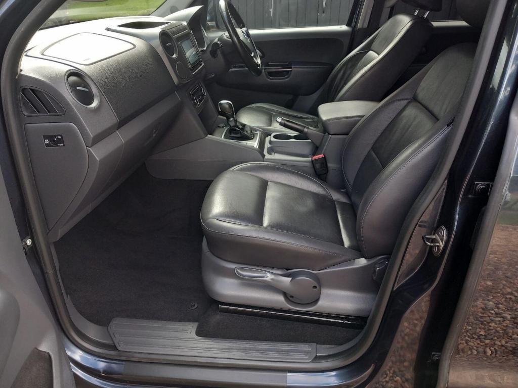 VOLKSWAGEN AMAROK