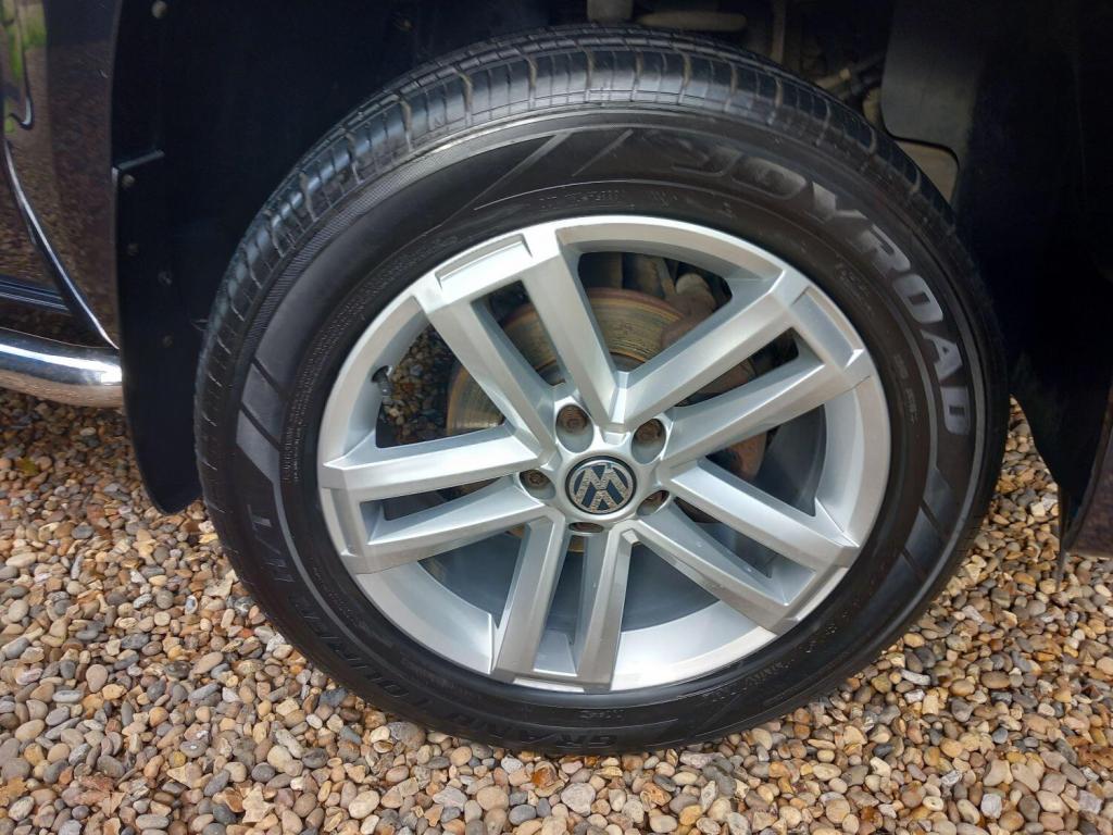 VOLKSWAGEN AMAROK