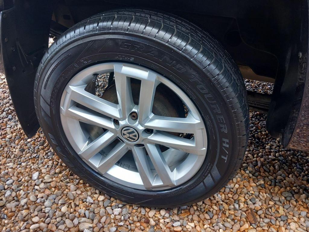 VOLKSWAGEN AMAROK