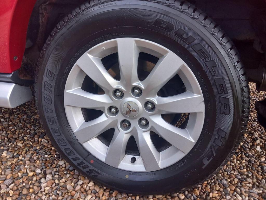 MITSUBISHI SHOGUN