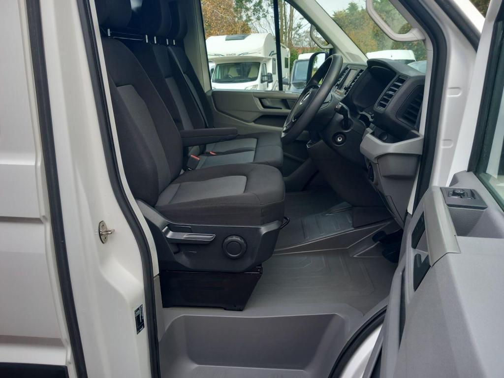 VOLKSWAGEN CRAFTER