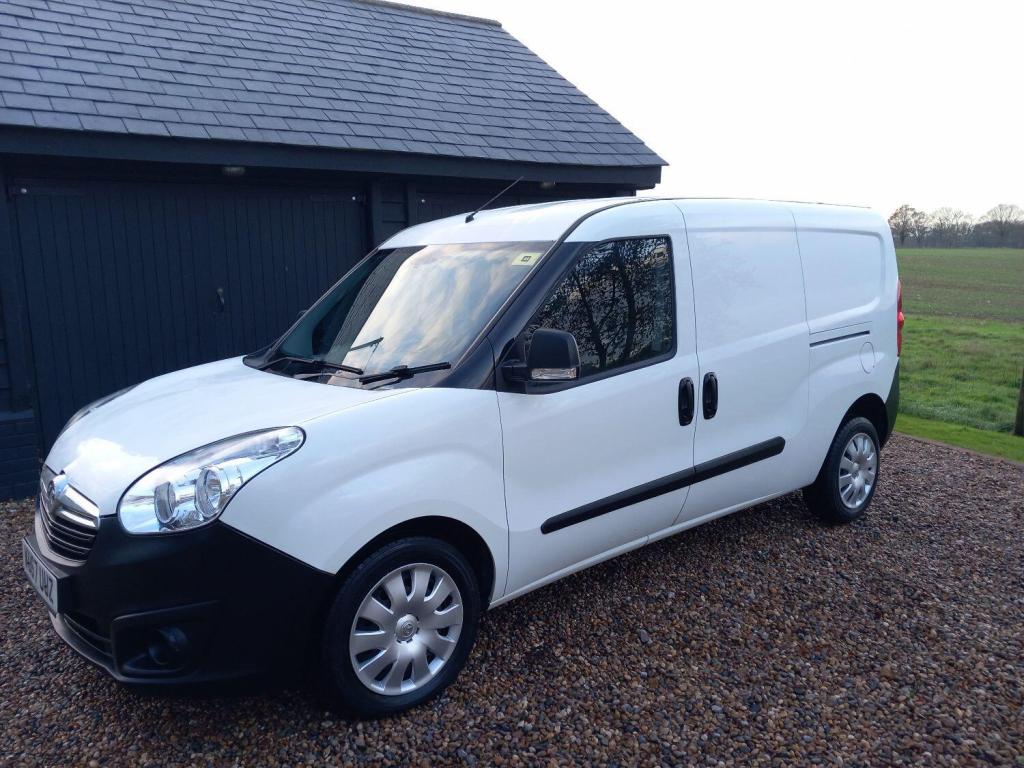 VAUXHALL COMBO