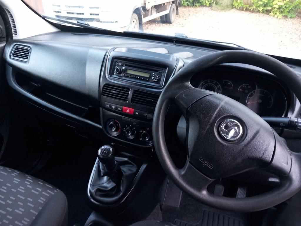 VAUXHALL COMBO