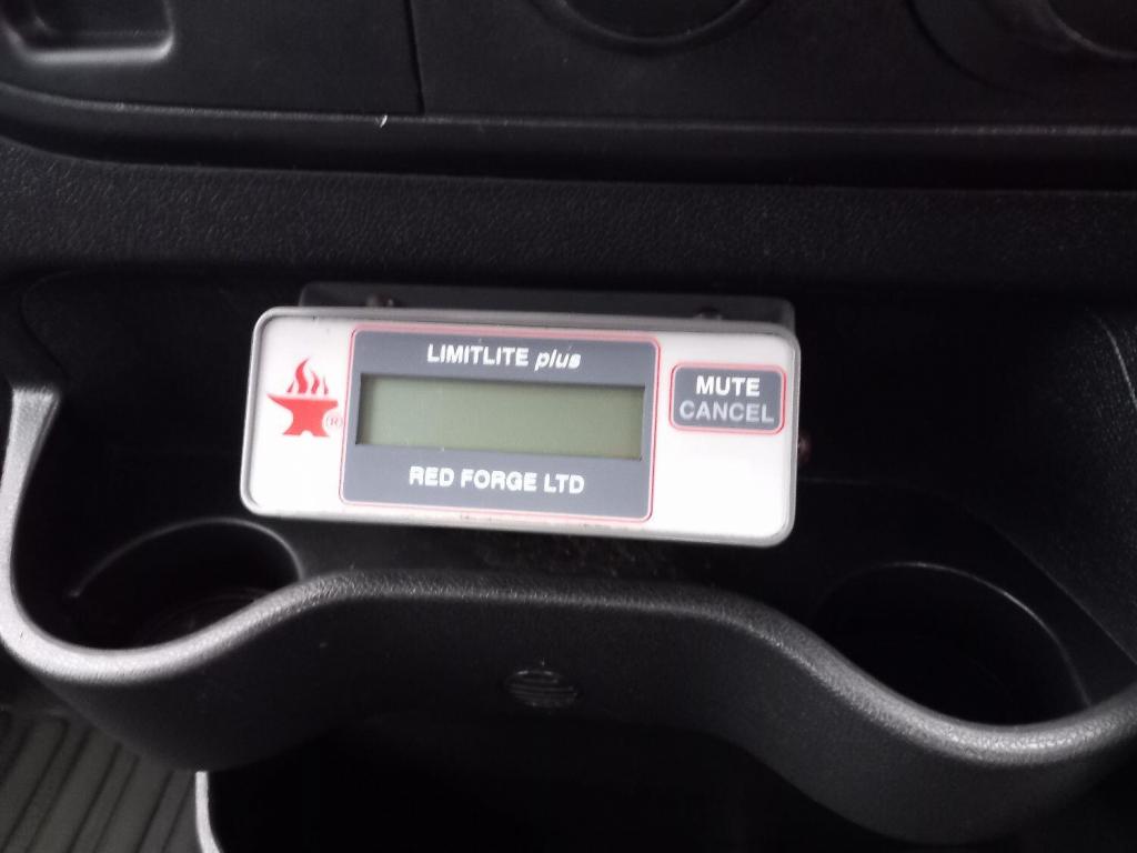 NISSAN NV400