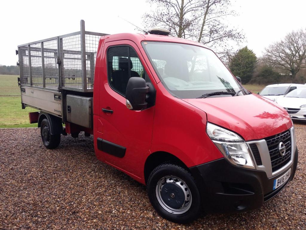 View NISSAN NV400 2.3 dCi 35 E