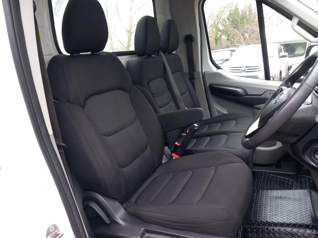 MAXUS DELIVER 9