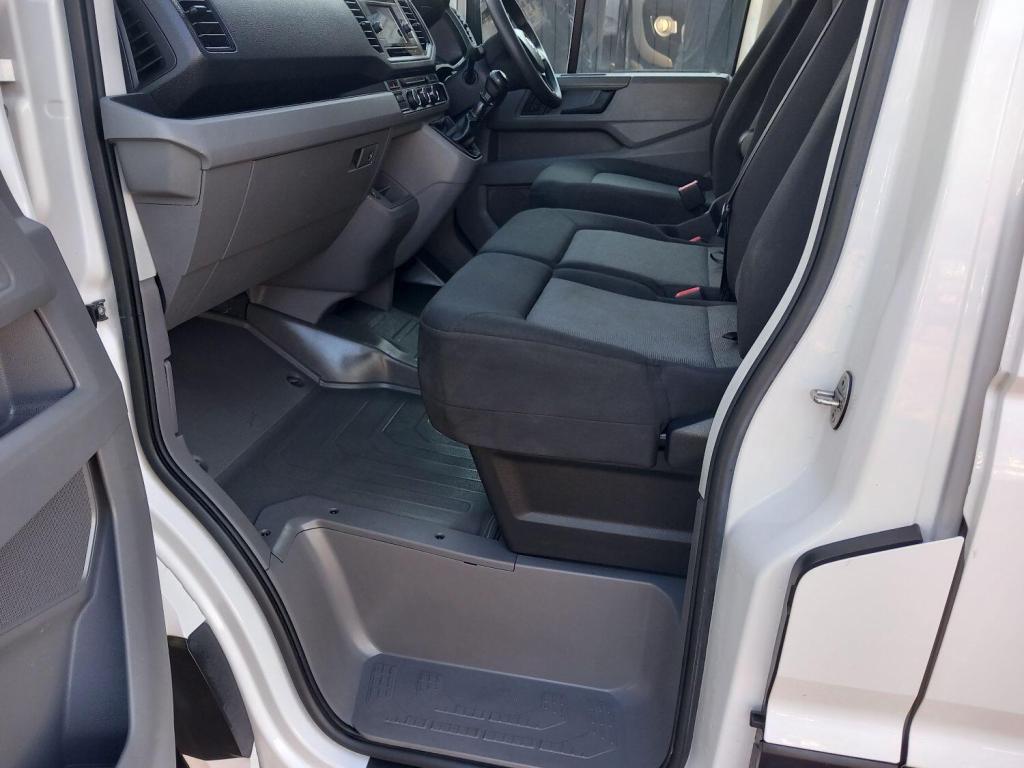 VOLKSWAGEN CRAFTER