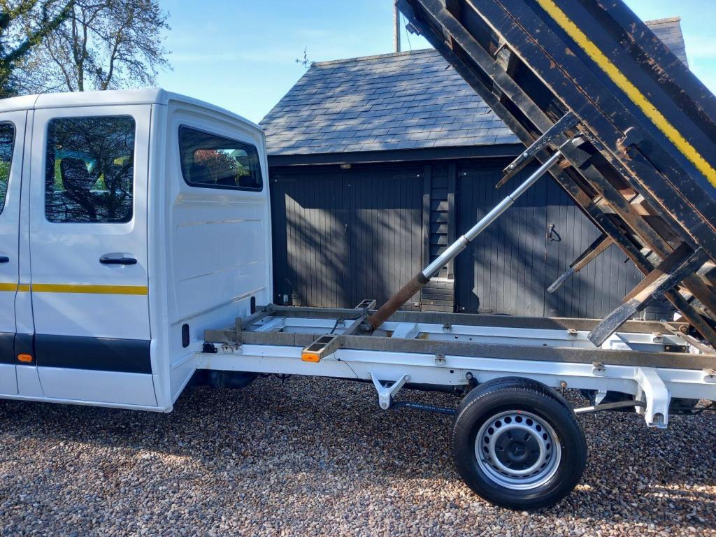 MERCEDES-BENZ SPRINTER