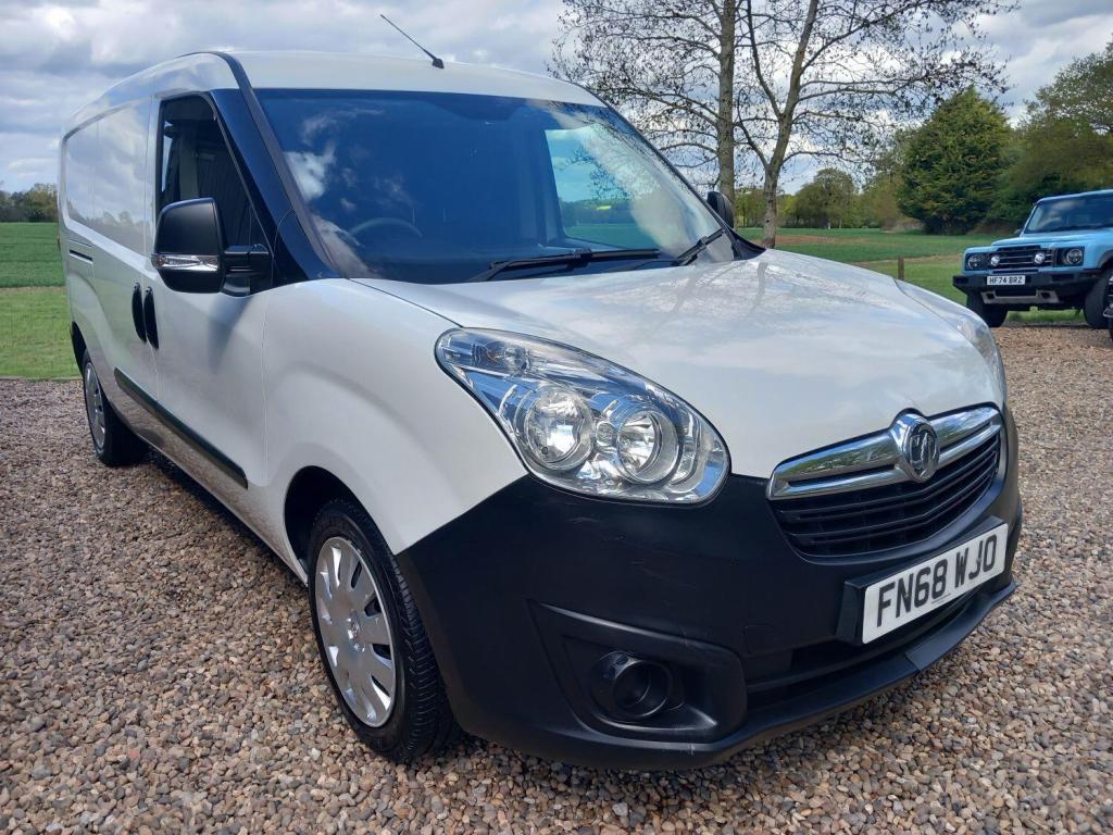 View VAUXHALL COMBO 1.6 Turbo D 2300 Edition