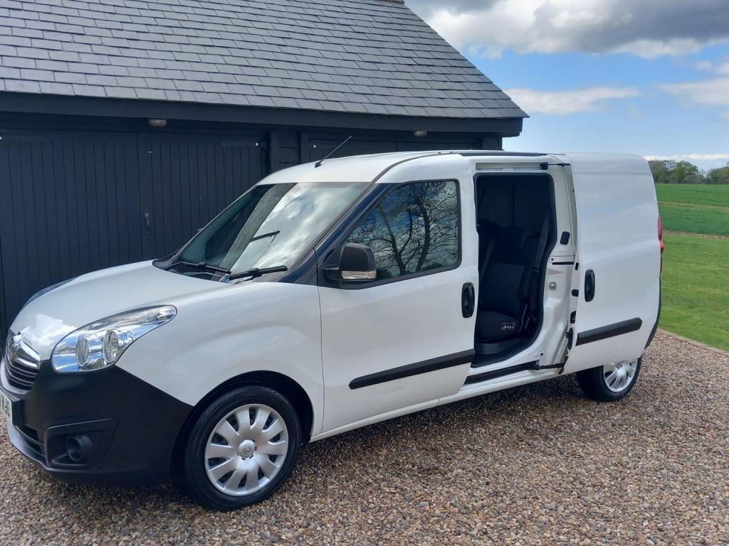 VAUXHALL COMBO